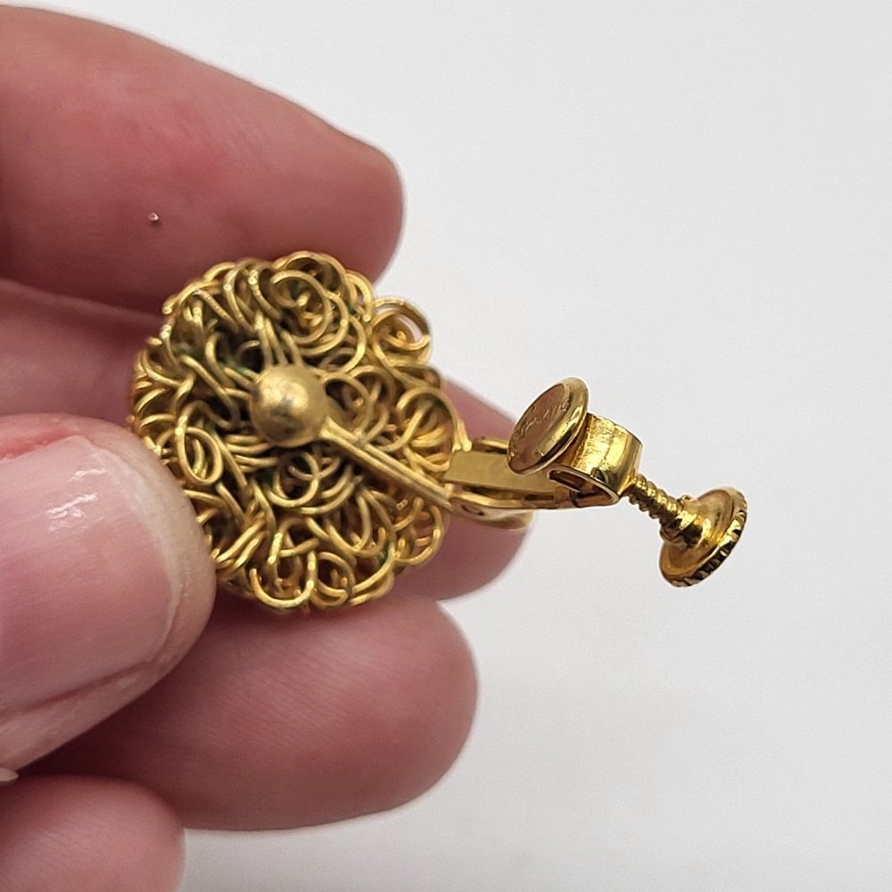 VTG Wire Ball Gold Tone Adjustable Clip On Earrings Patent 3.176.475 - Picture 4 of 7